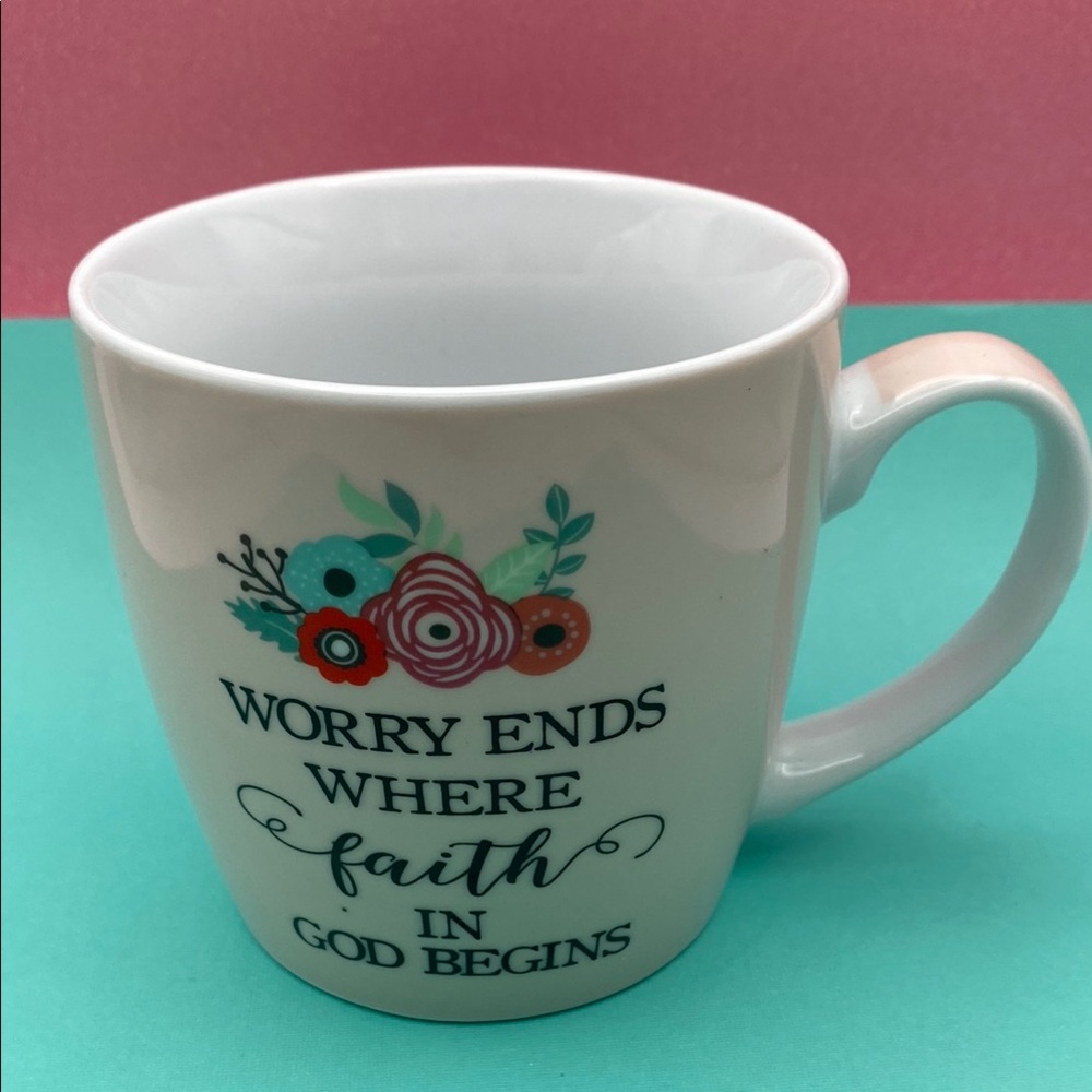 Home Essentials Inspirational Quote Mug “Worry Ends Where Faith In God Begins”